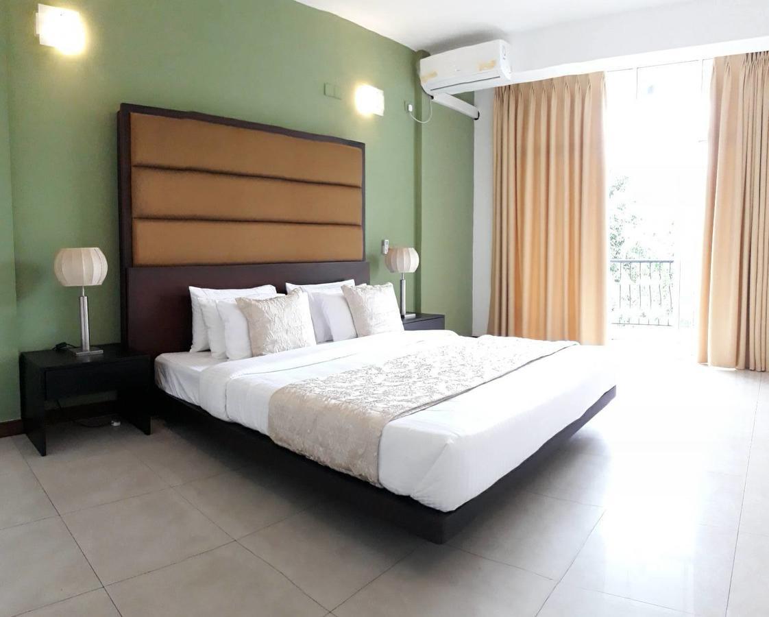 Aston Luxury Apartments Kolombo Dış mekan fotoğraf