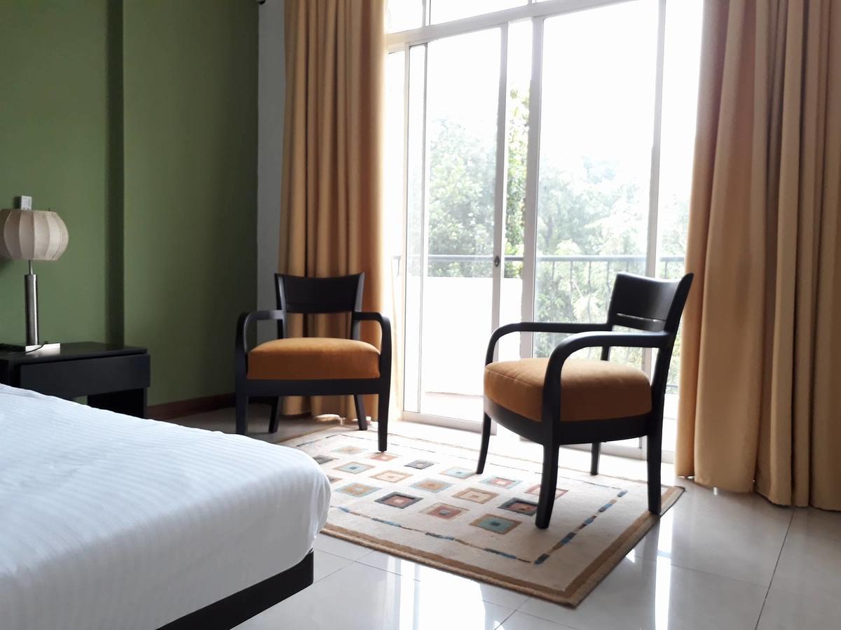 Aston Luxury Apartments Kolombo Dış mekan fotoğraf